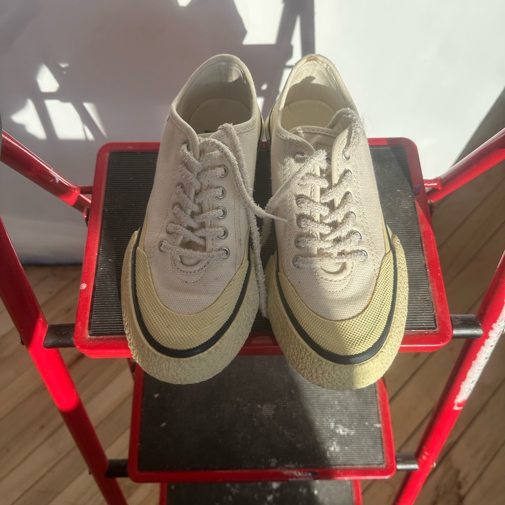 Converse Beige Canvas Sneakers